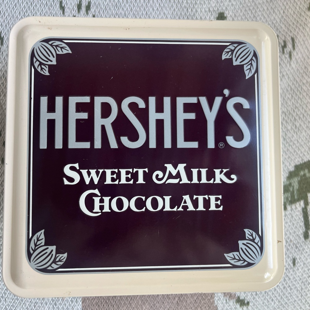 Rare Vintage Hersheys Sweet Milk Chocolate Edition #1 Retro Metal Tin Box
